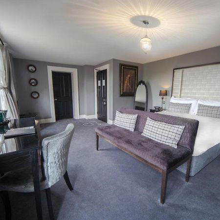 Poets House Hotel Ели Екстериор снимка