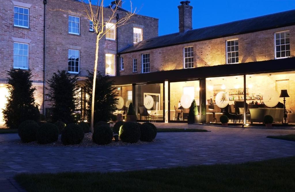 Poets House Hotel Ели Екстериор снимка